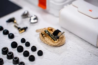 Space In Ear 聲學奇點 Oumuamua（奧陌陌）動圈入耳式耳機 耳道式 大馬士革鋼外殼6