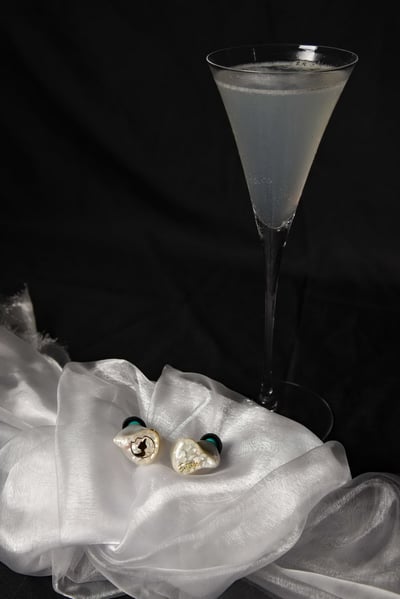 Eartender 白色佳人 White Lady 耳道式 / 入耳式 耳機 一動圈和三動鐵配置2