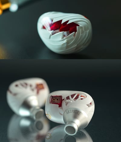 ARTPICAL Raphael 拉斐爾 入耳式耳機｜10mm 動圈・羽翼造型・附 3.5／4.4／Type-C 替換插頭｜把羽翼的細緻，戴進日常聆聽 🎧10