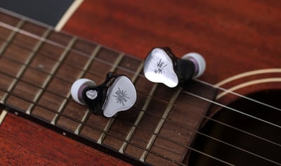 Kiwi Ears KE4 全新設計的 2動圈+2動鐵 混合入耳式耳機 可換線 耳道式耳機 CM 0.78mm7