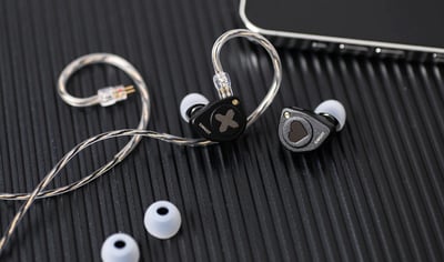 興戈 SIMGOT EW300 HBB版 三單元混合式驅動 入耳式耳機 耳道 CM 0.788