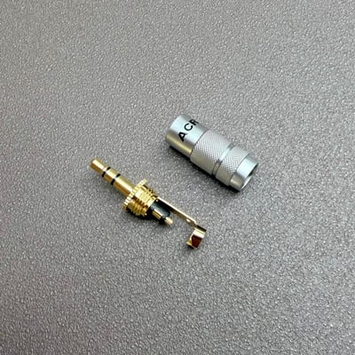 雅高聆 ACROLINK FP-3.5 3.5mm TRS 直式鍍金焊接頭｜7mm 出線孔2