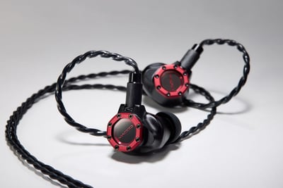 MADOO Typ623 限量版平面振膜入耳式耳機｜推挽 Ortho 單體，讓聲音更穩、更自然3