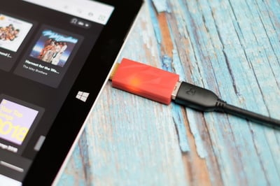 英國 iFi Audio iDefender+ USB 訊號隔離器 電訊分離 減躁 降躁 公司貨3