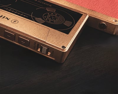 NiPO A200PRO MagSafe 磁吸式隨身 DAC 耳擴｜AK4497SVQ 強勁平衡輸出｜手機一吸上，就變成高推力隨身訊源4