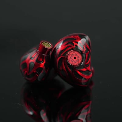 ARTPICAL Audio Satan 撒旦 入耳式耳機｜十單元三混合架構｜單邊 10 單元、2 動圈＋4 動鐵＋4 微平板，這次就是把能量感與細節一起拉滿7