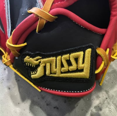 日本Tyssy Craft 暴龍軟式捕手手套 瘋牛合作款2