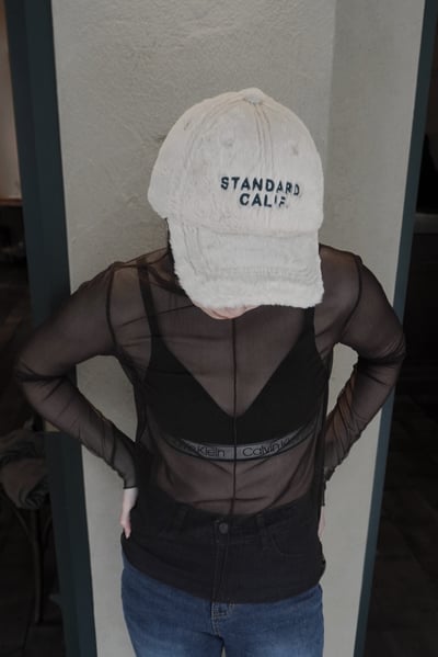 超好摸毛絨撞色挺版棒球帽9