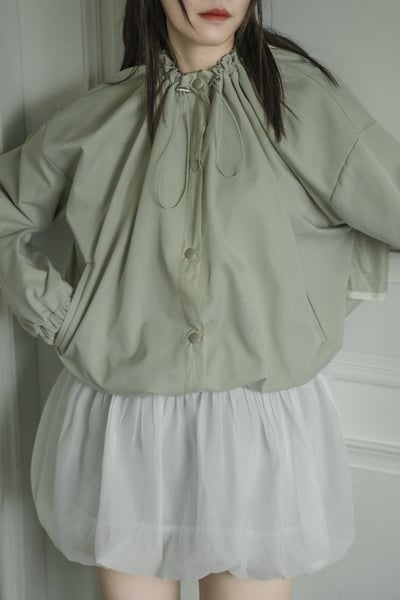 雙層荷葉抽繩排釦風衣外套（咩冷同款）5