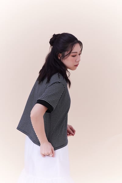 蕾絲小細節POLO條紋上衣6