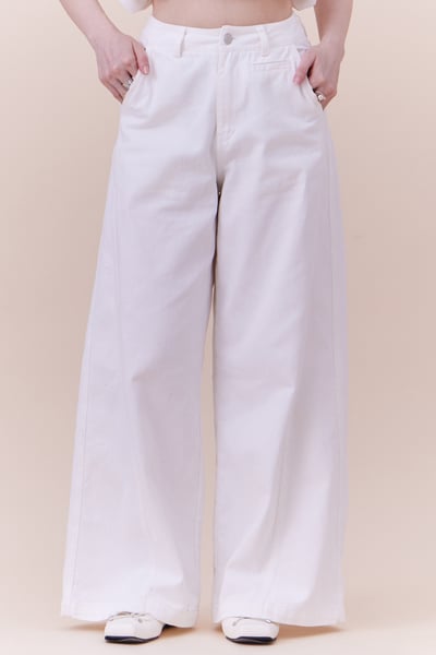 每天都穿挺版牛仔寬褲S/M16