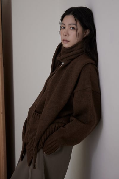 附圍巾厚實暖感針織外套4