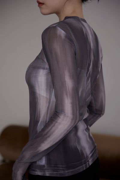 隨性渲染透膚上衣7