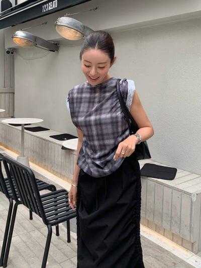 漢南洞時髦格紋不規則上衣9