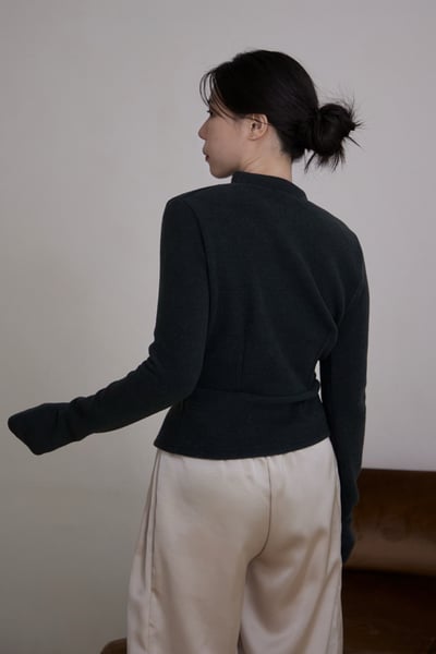 學院排扣設計上衣9