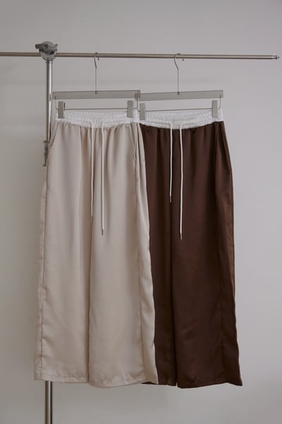 高級光澤溫柔緞面長褲11