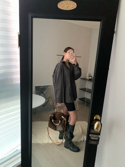 排扣兩穿小細節襯衫3