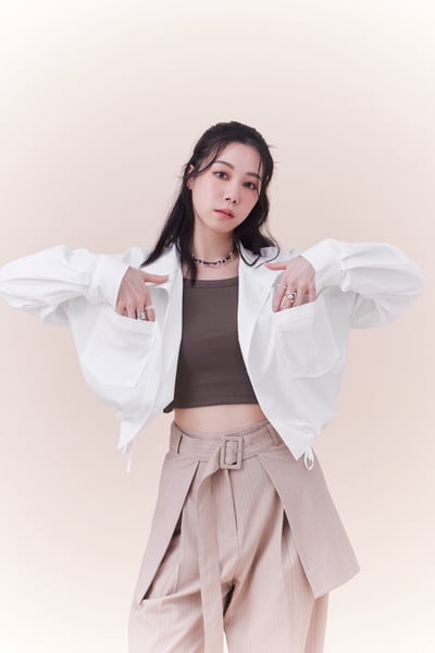 單穿就有型抽繩立領襯衫4