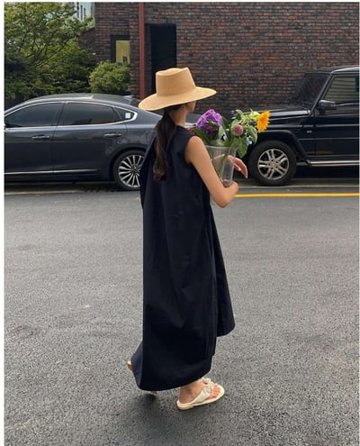 後開叉素面棉質背心洋裝8