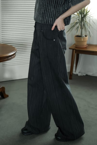 雙腰釦設計條紋寬版直筒褲10