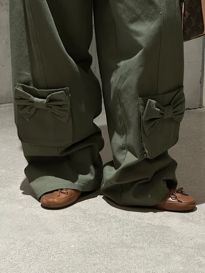 蝴蝶結口袋設計工裝褲8