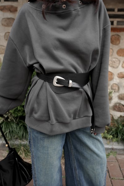 隨性斜肩/一字領兩穿大學踢8