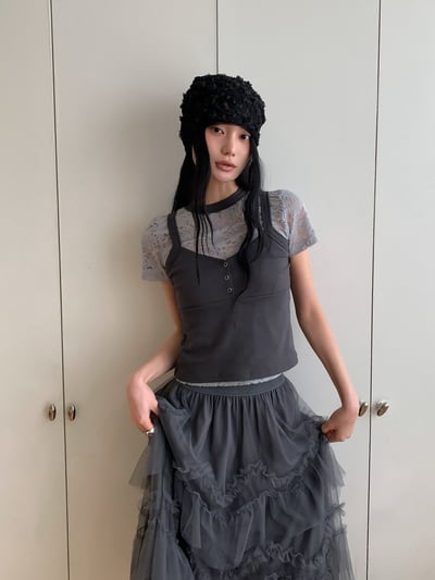 假兩件蕾絲背心上衣2