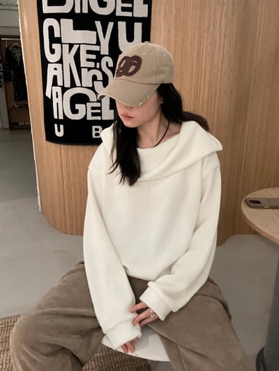 一體成型連帽設計上衣11