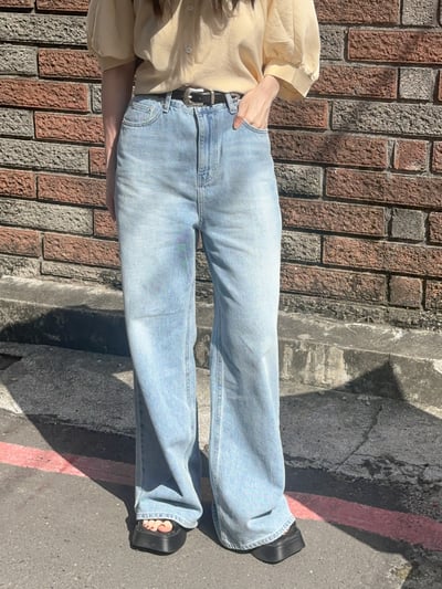 經典刷色軟料直筒牛仔褲7