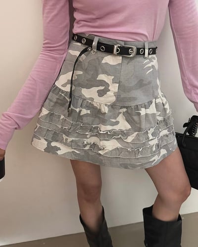 小花摺造型迷彩短裙1