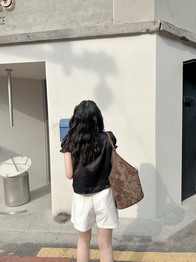 光澤感緞面小圓點襯衫5