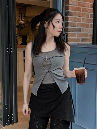 扭結假兩件綁帶背心1