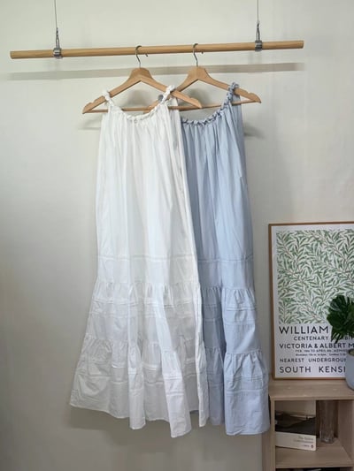 扭結圓領蕾絲雕花洋裝12