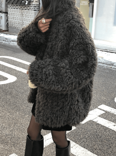 時髦小翻領毛絨絨外套3