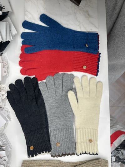 含羊毛針織手套（可露指）18