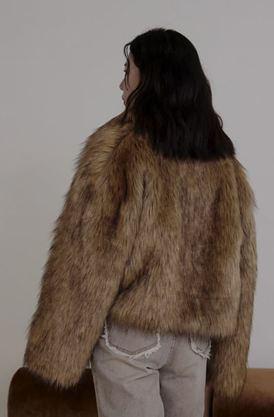 街頭最時髦大翻領毛外套4