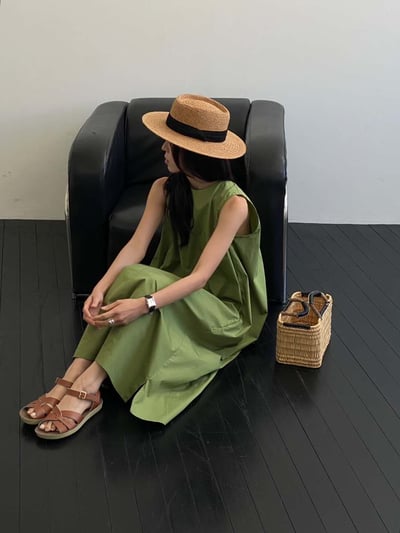 後開叉素面棉質背心洋裝4