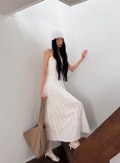 度假必備平口蕾絲雕花長洋裝9