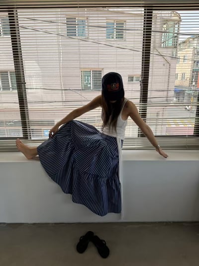 腰身特殊剪裁條紋散擺長裙3