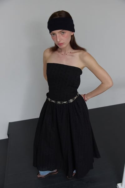 度假必備平口蕾絲雕花長洋裝4