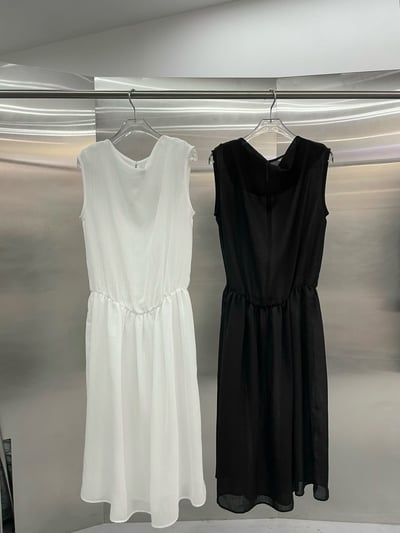 垂墜領口透膚背心洋裝5