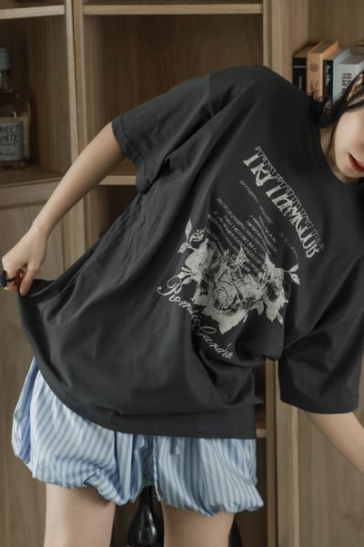 今夏必備花苞條紋短褲5