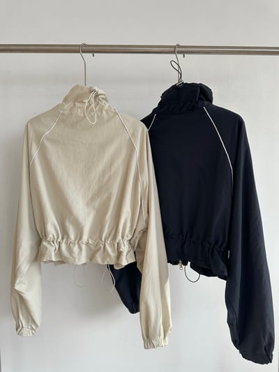 最常穿抽繩風衣外套11