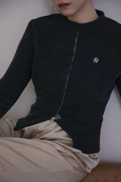 學院排扣設計上衣5