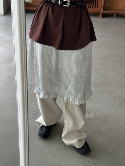 俏皮小圓點光澤緞面花邊裙11