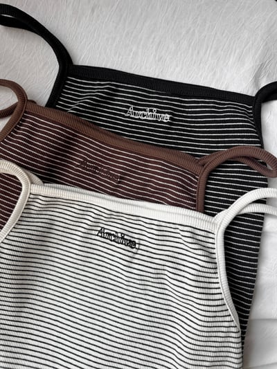 經典質感刺繡LOGO條紋背心4