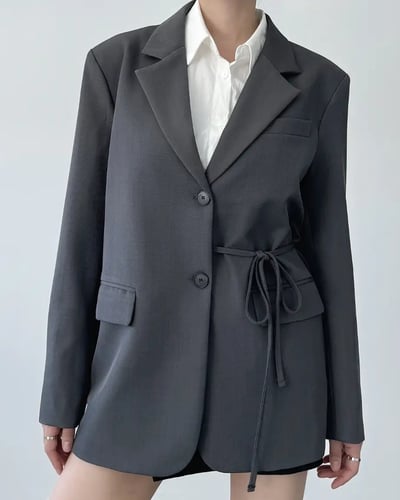 時髦墊肩多綁法西裝外套15