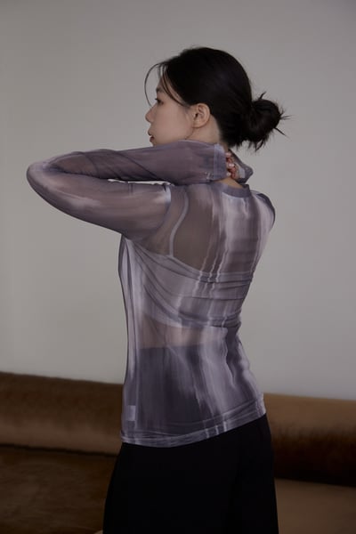 隨性渲染透膚上衣9