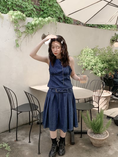 經典簡約附腰帶牛仔裙（成套）4