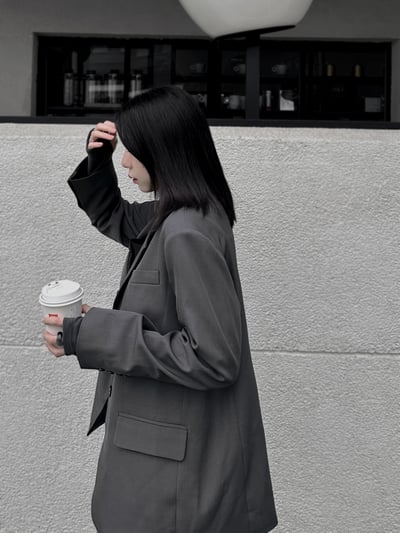 時髦墊肩多綁法西裝外套13